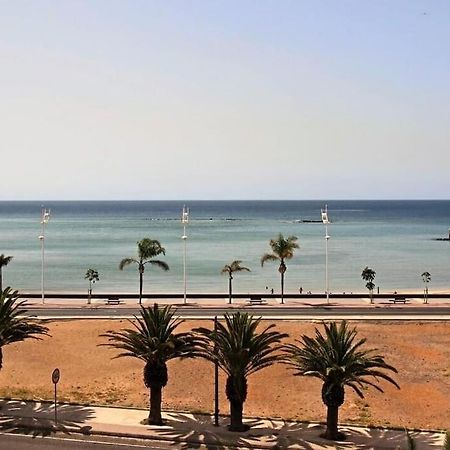 Arrecife Playa, Centrico Cerca De La Playa Apartment Luaran gambar